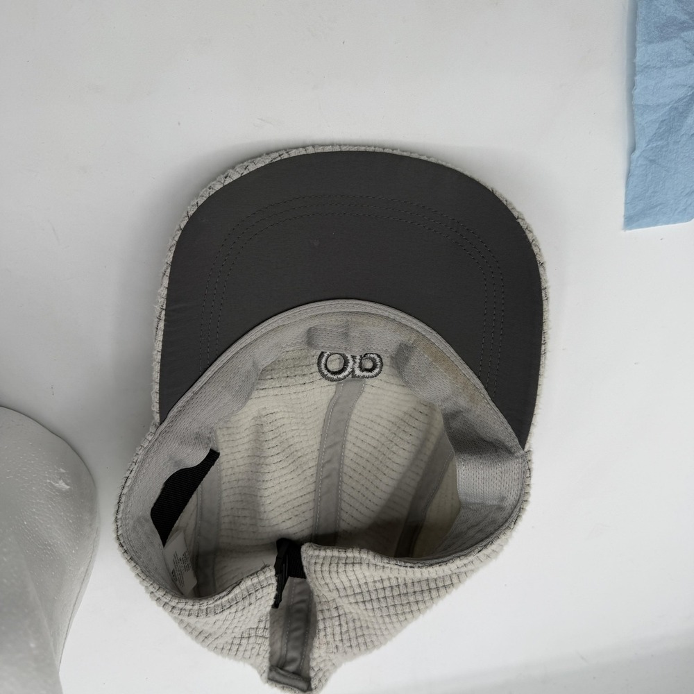 Outdoor Research Fleece Hat Cap Strap Back White Grid Check One Size Winter Mens - Picture 7 of 9